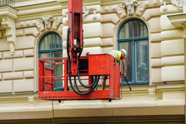 Building Pressure Washing in Carlisle