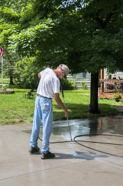 Cost of Driveway Concrete Cleaning in Carlisle